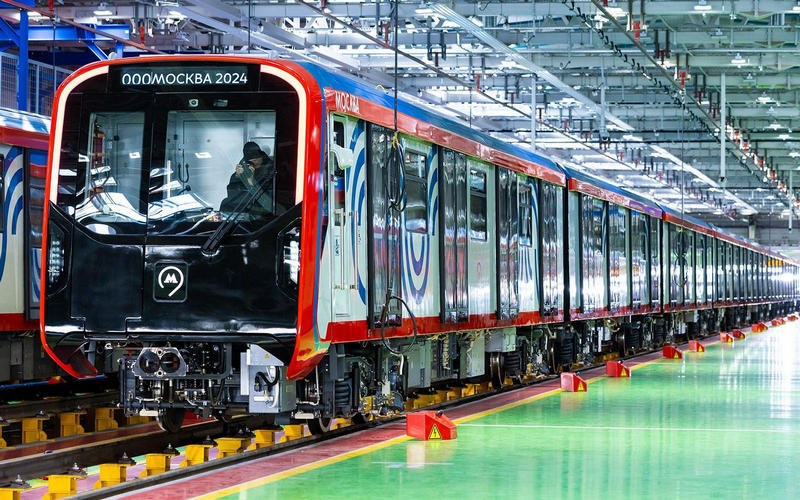 Как выбрать наиболее удобные маршруты для туристов в московском метро?