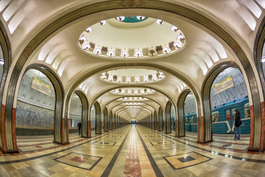 Какие правила поведения в московском метро полезно знать туристам?