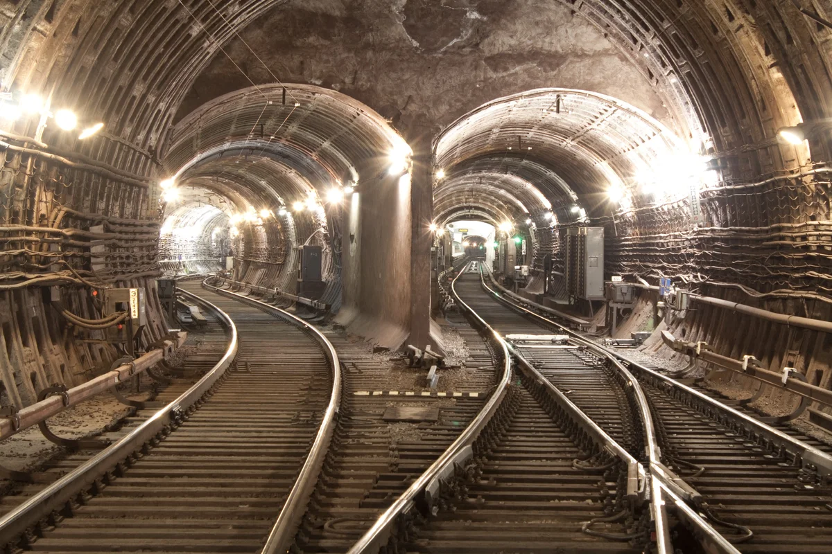 Как строилось первое метро Москвы: факты и интересные детали